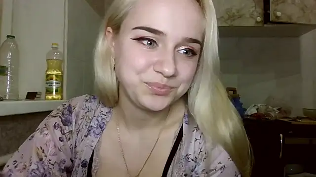 Barbie   girl online show from March 13, 6:58 pm