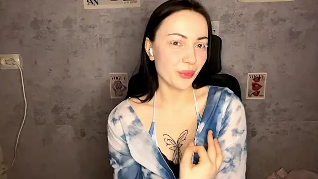 MoonVelour online show from March 14, 4:12 pm