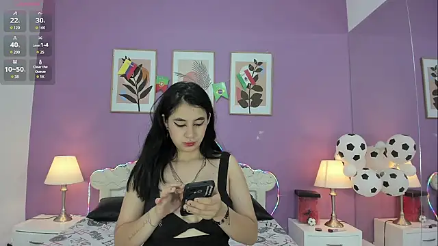 Snapshot of YayaQueen chatting on July 11, 12:08 pm YayaQueen online show from July 11, 12:08 pm