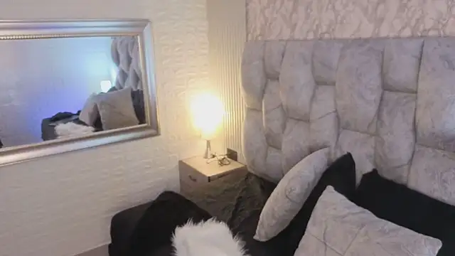 Meganisperfect69 online show from June 28, 12:44 pm