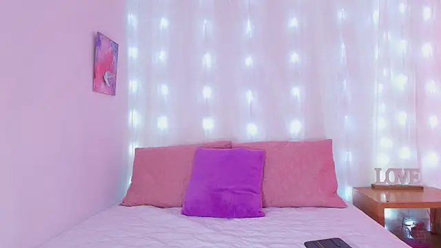 Snapshot of dulce_devil_ chatting on May 24, 11:37 am dulce devil online show from May 24, 11:37 am