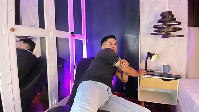 Jean Jagger online show from March 17, 11:46 am