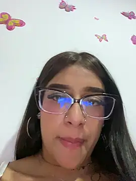 chanell pinkk online show from May 4, 1:56 am