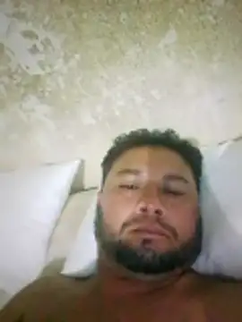 Snapshot of Eve410 chatting on April 7, 2:45 am Eve410 online show from April 7, 2:45 am