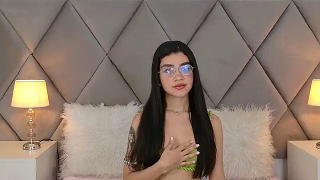OliviaDiaz online show from May 24, 12:04 am