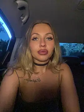 Snapshot of AngelEnigma chatting on June 30, 1:39 am AngelEnigma online show from June 30, 1:39 am