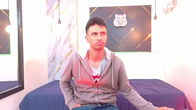 KingOfTemptation online show from July 20, 3:32 am