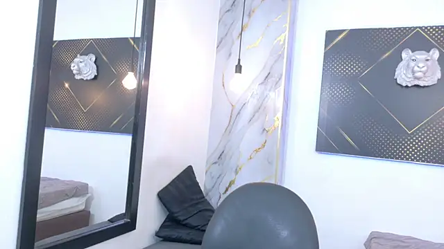 KingOfTemptation online show from August 1, 4:56 am
