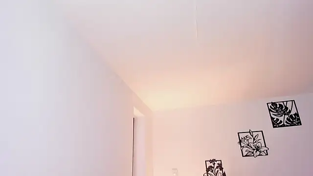 Snapshot of brunnahart_ chatting on July 11, 9:05 pm brunnahart online show from July 11, 9:05 pm