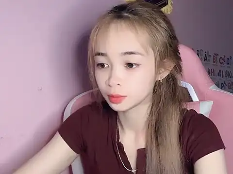 Odile068 online show from March 21, 6:44 pm