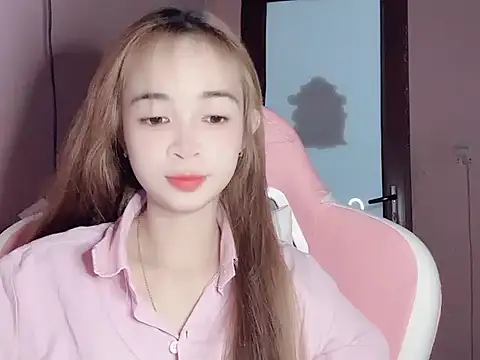 Odile068 online show from April 11, 5:39 pm