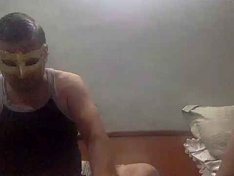 Snapshot of rockym1995 chatting on June 24, 2:38 pm rockym1995 online show from June 24, 2:38 pm