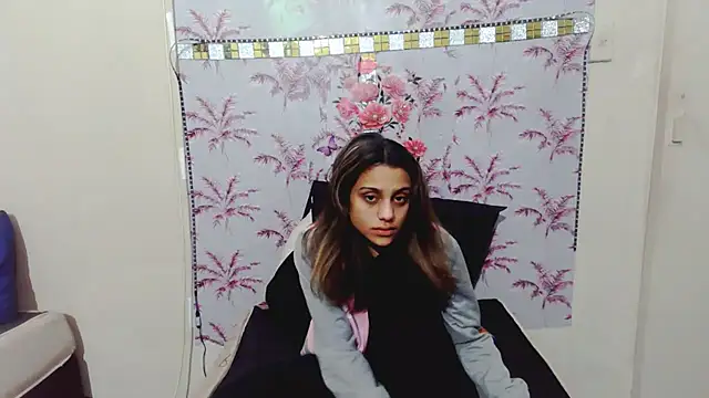 Snapshot of Luscious_Lexy chatting on July 5, 4:52 am Luscious Lexy online show from July 5, 4:52 am