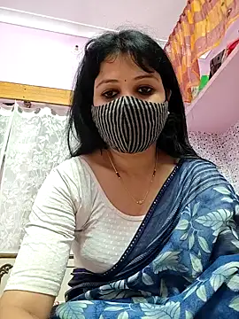 Snapshot of Rani_Mukherjee7676 chatting on April 12, 6:07 am Rani Mukherjee7676 online show from April 12, 6:07 am