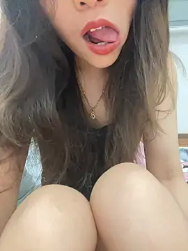 Lyn baby online show from May 31, 4:47 pm