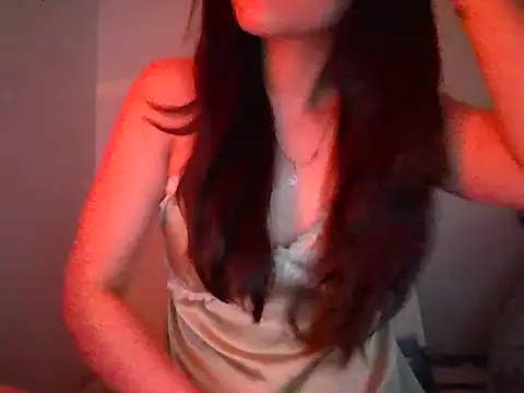 Snapshot of Lyn_baby chatting on July 18, 7:45 am Lyn baby online show from July 18, 7:45 am