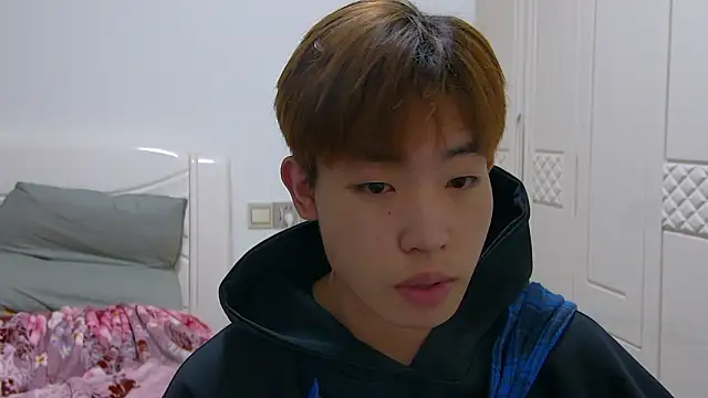 Similu-001 online show from March 11, 5:46 am