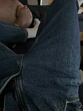 Snapshot of twink3434 chatting on July 23, 4:38 pm twink3434 online show from July 23, 4:38 pm