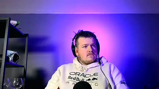 bshcock online show from March 15, 6:58 pm