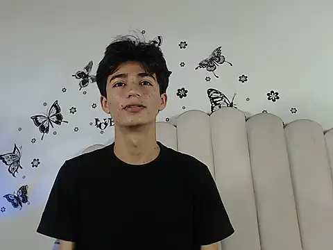 SebastianLatin01 online show from March 13, 7:20 pm