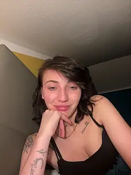 MayaLoveee online show from March 8, 7:50 pm