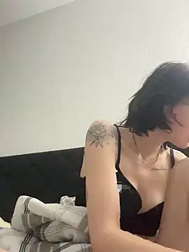 MayaLoveee online show from March 11, 7:42 pm