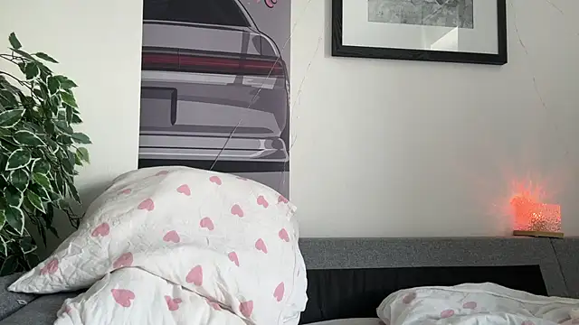 Fanny Fresh online show from June 17, 9:34 am