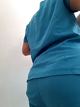 Snapshot of Dr_Edna_naughty chatting on May 11, 3:18 pm Dr Edna naughty online show from May 11, 3:18 pm