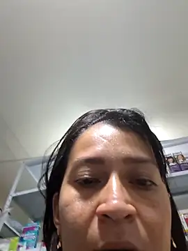 Snapshot of Dr_Edna_naughty chatting on May 16, 1:02 am Dr Edna naughty online show from May 16, 1:02 am