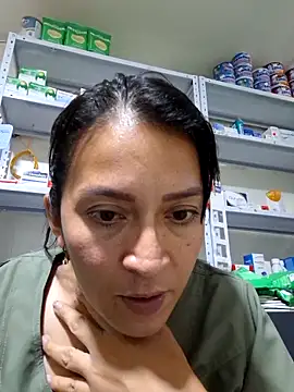 Snapshot of Dr_Edna_naughty chatting on May 18, 1:35 am Dr Edna naughty online show from May 18, 1:35 am