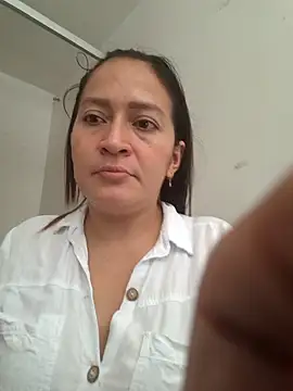 Snapshot of Dr_Edna_naughty chatting on May 31, 3:08 pm Dr Edna naughty online show from May 31, 3:08 pm