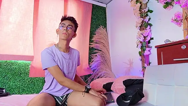 Kos storm online show from March 12, 2:23 pm