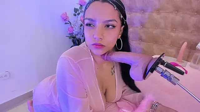 ariana morelly online show from May 24, 12:10 pm