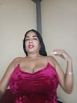 Snapshot of Carolinna chatting on July 1, 12:18 pm Carolinna online show from July 1, 12:18 pm