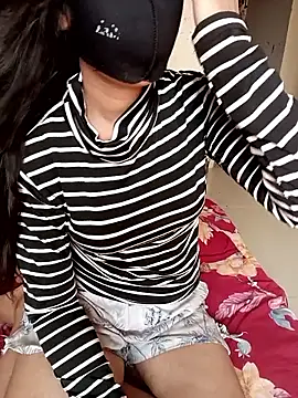 Snapshot of Divya3107 chatting on June 4, 3:12 am Divya3107 online show from June 4, 3:12 am