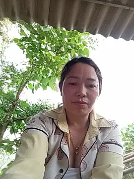 Yellow-pink online show from June 13, 11:30 am