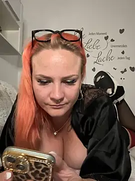 Fiebie licious  online show from July 20, 2:15 am