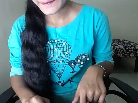 shreya sharma01 online show from April 13, 5:13 am