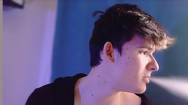 Snapshot of niksikor chatting on March 10, 10:53 am niksikor online show from March 10, 10:53 am