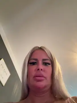 anna kournikova online show from April 7, 12:05 pm