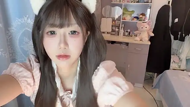 Snapshot of -peony- chatting on March 26, 11:27 am -peony- online show from March 26, 11:27 am