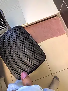 Louloulebon online show from April 8, 1:00 pm