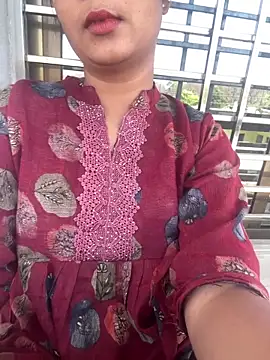 LovelyTrisha online show from March 9, 7:34 am