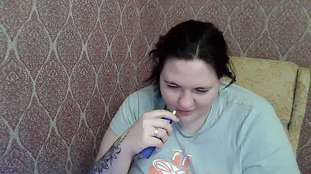 ElviraOreillly online show from March 10, 9:42 pm