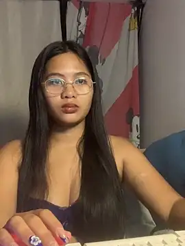 pinaylovingangels online show from March 18, 1:58 pm