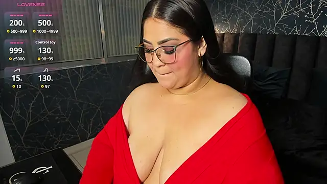 Charlottxl online show from June 16, 3:31 am