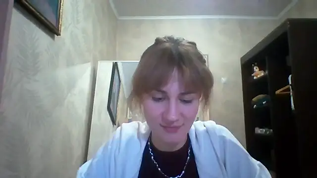 ElenoreHolguin online show from April 30, 5:41 pm