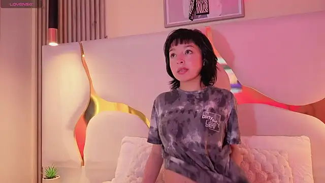 Candy joness online show from March 13, 11:39 am