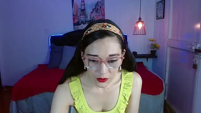 Mylu xx online show from May 1, 1:26 pm
