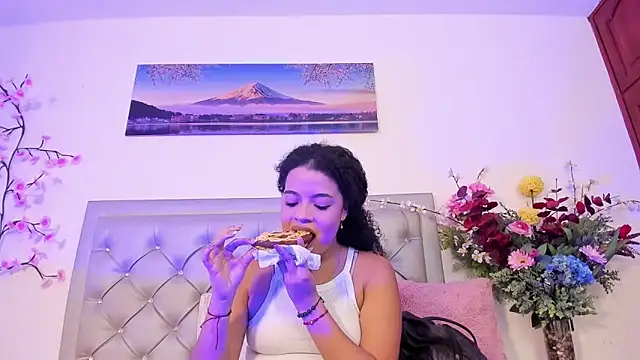 katie  bloom online show from March 17, 4:43 pm